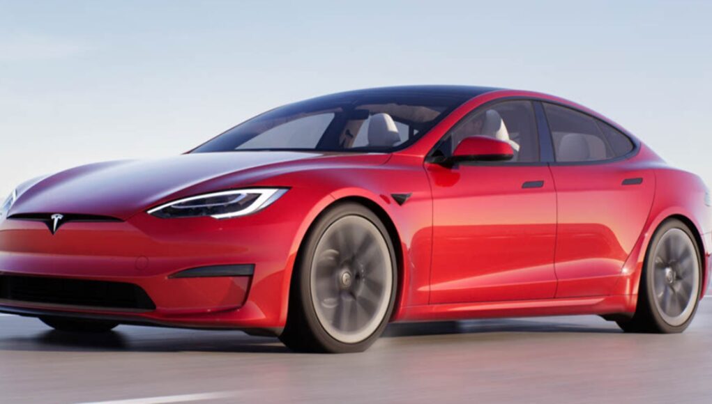 Tesla Model S pelle vegana caratteristiche e prezzo